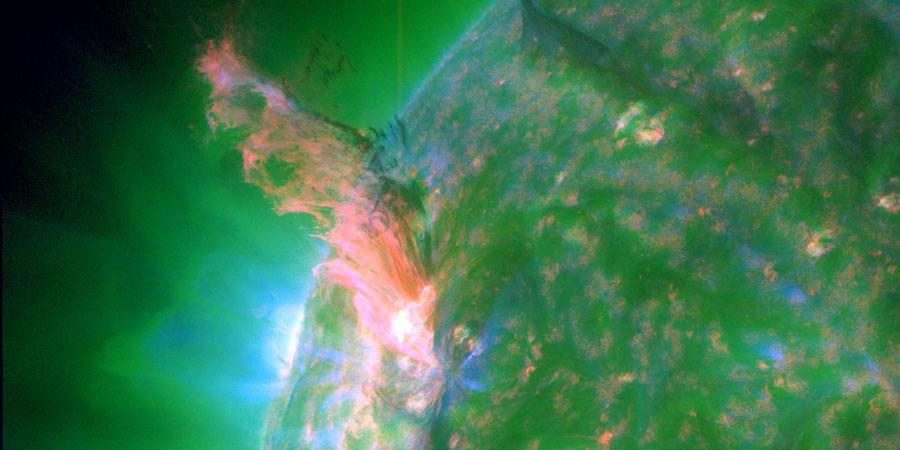 Another X-flare! Potent sunspot region 4087!